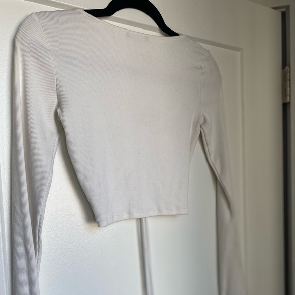 ZARA LONG SLEEVE CROP TOP WITH DRAW STRING - Picture 3 of 6